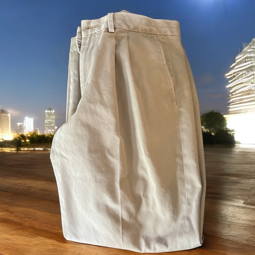 Men’s Eddie Bauer Wrinkle Resistant Long Khakis Pants